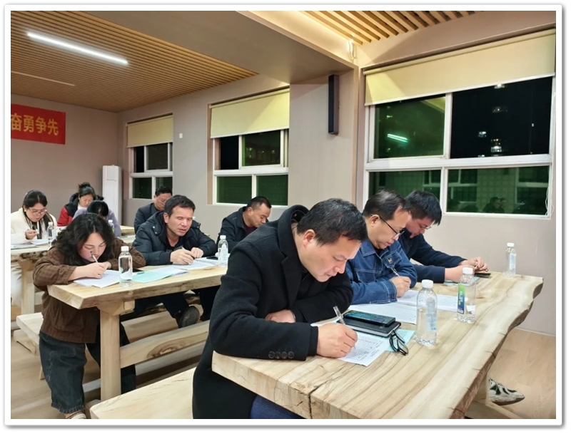 筑牢思想根基 砥砺育人 勇于担当——正源学校党支部召开2025年度组织生活会